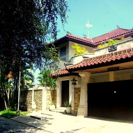 Villa Tentram Puri Gading