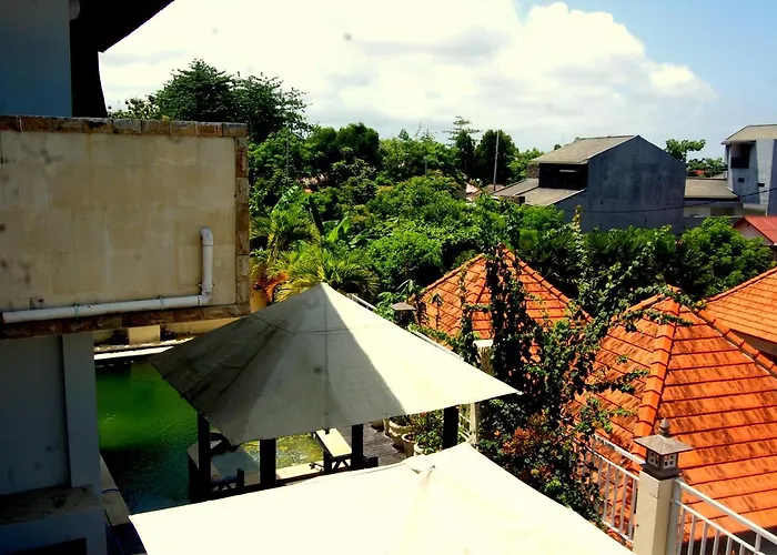 Tentram Puri Gading Gasthof